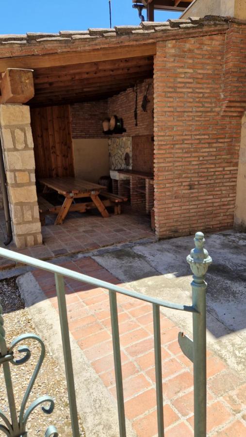 El Jardi De La Vileta - Cornudella De Montsant Buitenkant foto