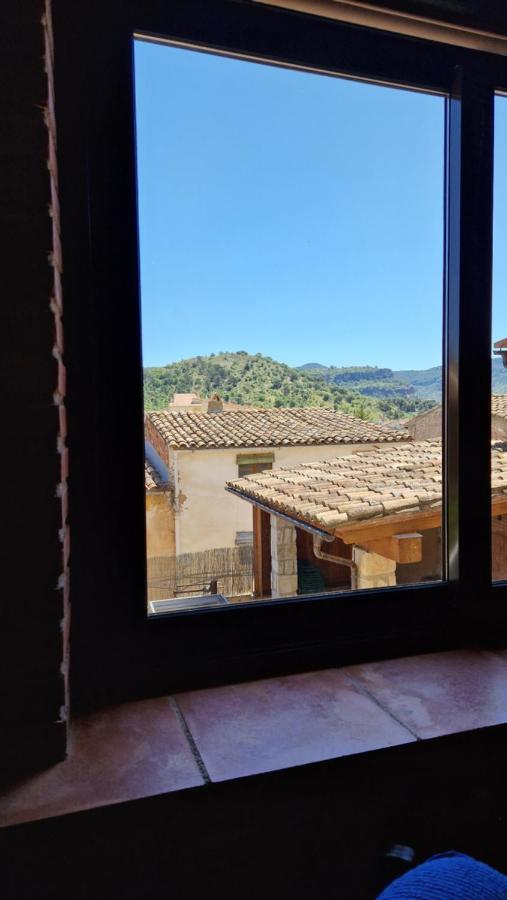 El Jardi De La Vileta - Cornudella De Montsant Buitenkant foto
